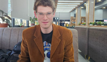 Robert Villard: “Biz muammoni ko‘rsatmaymiz — uni hal qilishni o‘rgatamiz”