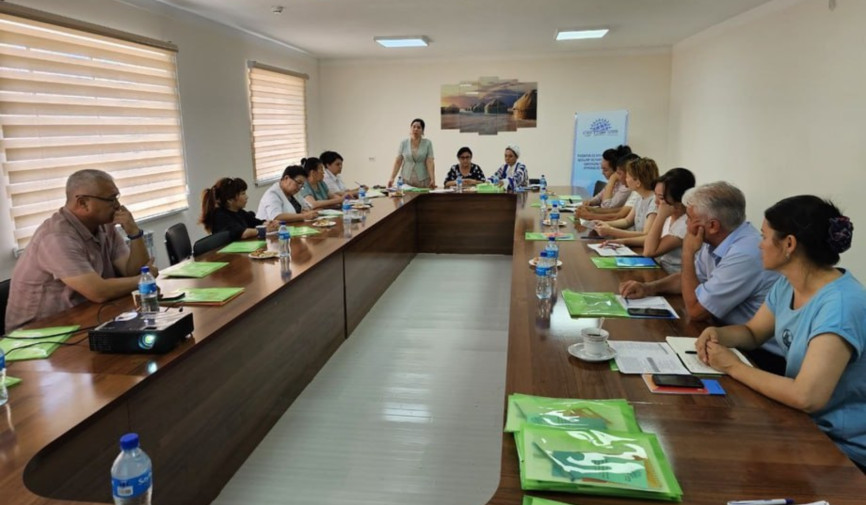 O‘zbekiston Respublikasi «Yekolog» jamoat birlashmasi Qoraqalpog‘iston Respublikasi fuqarolik tashabbuslarini qo‘llab-quvvatlash markazi hamda Jizzax viloyatining «Qalb nuri» ayollar va ularning oilalarini ijtimoiy-huquqiy qo‘llab-quvvatlash markazi bilan birgalikda 2023-yilning aprel-iyun oylarida Jizzax viloyati va Qoraqalpog‘iston Respublikasida iqlim o‘zgarishi ta’sirida yuzaga kelgan gender asosidagi zo‘ravonlikni aniqlash bo‘yicha so‘rovnoma o‘tkazildi.