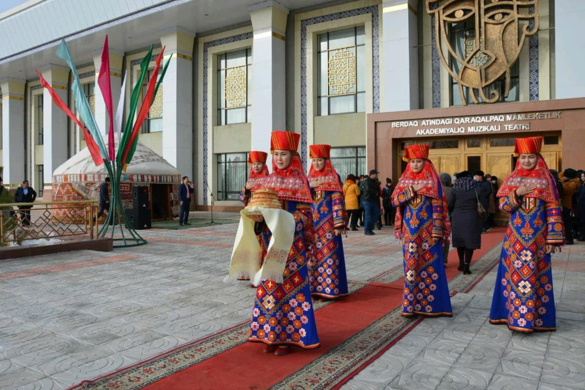 Madaniy merosni to‘qib, Qoraqalpog‘iston atrof-muhitini himoya qilish