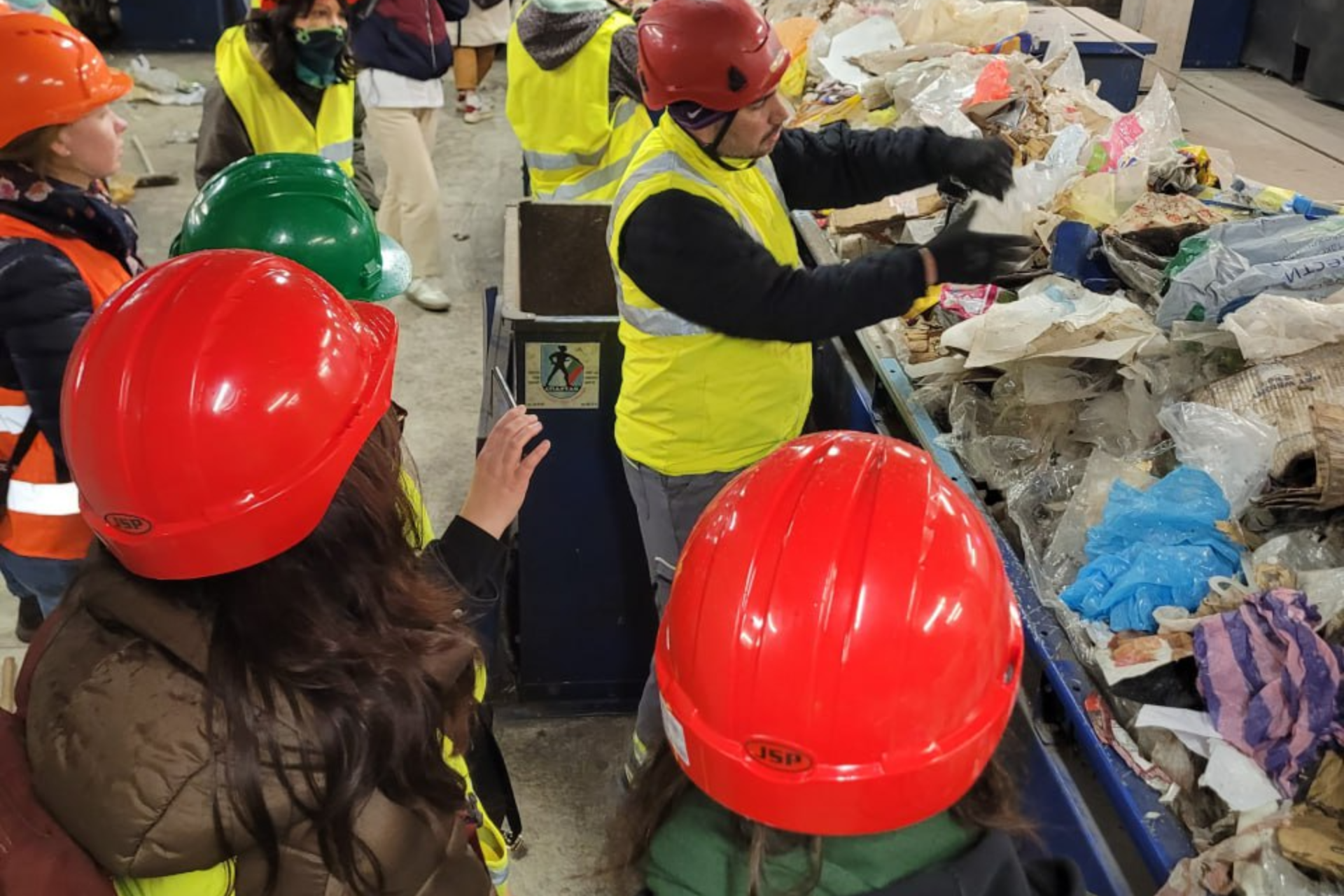 Система управления отходами Узбекистана в международной практике: участие в ознакомительной поездке в Болгарию