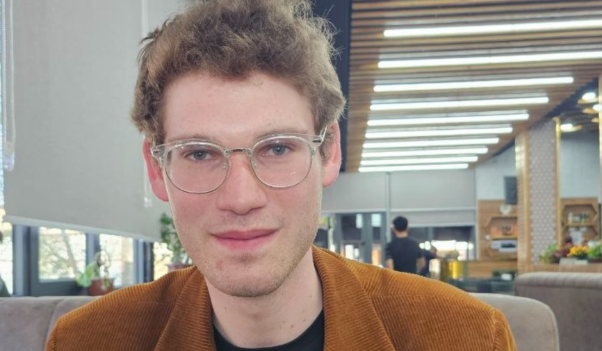 Robert Villard: “Biz muammoni ko‘rsatmaymiz — uni hal qilishni o‘rgatamiz”